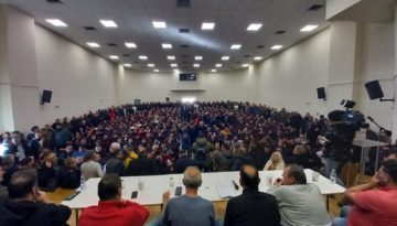 Αγρότες: Σε εξέλιξη η κρίσιμη συνέλευση στη Νίκαια – Ανοιχτό αν πρέπει να πάνε σε διάλογο