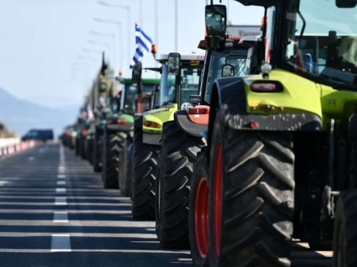 Αγρότες σε μετωπική σύγκρουση
