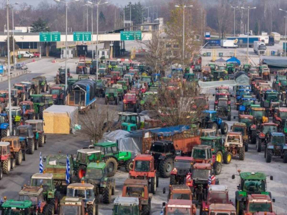 Αγρότες: Σε θέση «μάχης» πριν την εξειδίκευση των μέτρων – Ενισχύονται τα μπλόκα, ο χάρτης των κυκλοφοριακών ρυθμίσεων