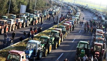 Αγρότες: Στάση αναμονής ενόψει της συνάντησης με Μητσοτάκη