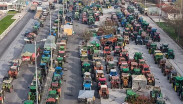 ΑΚΚΕΛ: Γιατί οι αγρότες παραμένουν στα μπλόκα – Οι προϋποθέσεις για ουσιαστικό διάλογο