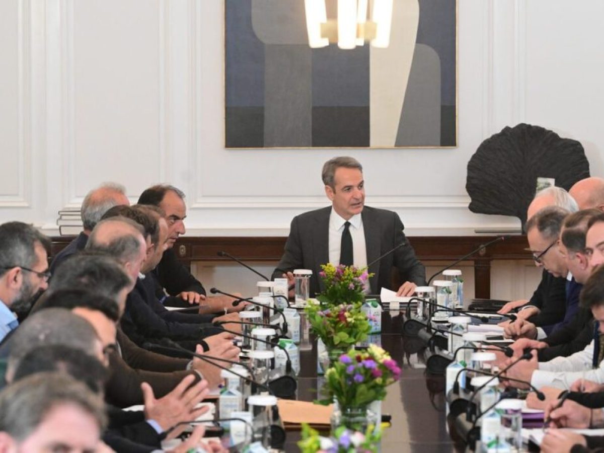 Ανοιχτή σε νέες συζητήσεις για τεχνικές βελτιώσεις η κυβέρνηση – Στα μπλόκα αποφασίζουν οι αγρότες