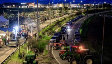 Αποχωρούν από τα μπλόκα οι αγρότες την Παρασκευή – Προγραμματίζουν συλλαλητήριο στην Αθήνα το επόμενο διάστημα