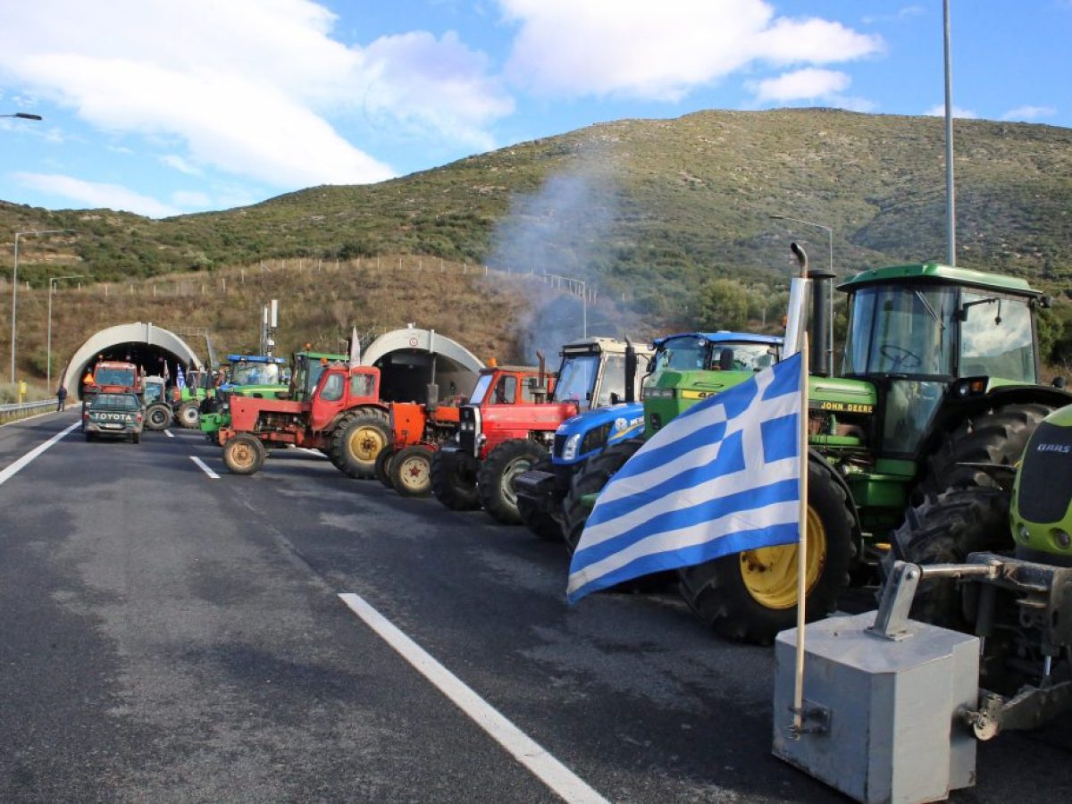 Αποδέχονται οι αγρότες την πρόσκληση του Μαξίμου για συνάντηση την Τρίτη 13/1