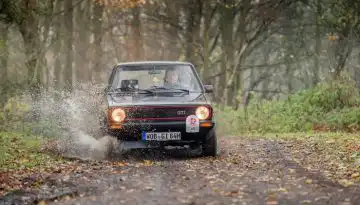 50 &chi;&rho;ό&nu;&iota;&alpha; Golf GTI: &eta; Volkswagen ά&nu;&omicron;&iota;&xi;&epsilon; &tau;&omicron; &epsilon;&pi;&epsilon;&tau;&epsilon;&iota;&alpha;&kappa;ό έ&tau;&omicron;&sigmaf; &sigma;&tau;&omicron; Bremen Classic Motorshow