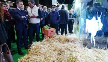 Διεθνής Αγροτική Έκθεση Παρισιού: Χωρίς αγελάδες, χωρίς συνδικάτα και με φόντο τις εντάσεις