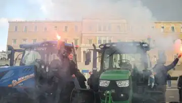&Omicron;&iota; &alpha;&gamma;&rho;ό&tau;&epsilon;&sigmaf; &laquo;&kappa;&alpha;&tau;&epsilon;&beta;&alpha;ί&nu;&omicron;&upsilon;&nu;&raquo; &sigma;&tau;&omicron; &Sigma;ύ&nu;&tau;&alpha;&gamma;&mu;&alpha; &kappa;&alpha;&iota; &alpha;&pi;&epsilon;&iota;&lambda;&omicron;ύ&nu; &gamma;&iota;&alpha; &nu;έ&alpha; &kappa;&lambda;&iota;&mu;ά&kappa;&omega;&sigma;&eta; &ndash; &laquo;&Delta;&epsilon;&nu; &beta;&lambda;έ&pi;&omicron;&upsilon;&mu;&epsilon; &pi;&rho;&omicron;&omicron;&pi;&tau;&iota;&kappa;ή&raquo;