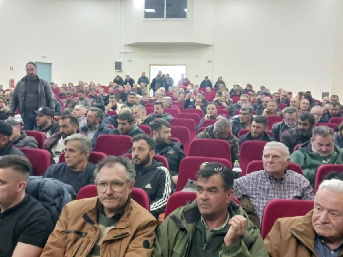 Πρόταση για αγροτικό συλλαλητήριο στην Αθήνα συζητούν στην Πανελλαδική Επιτροπή Μπλόκων