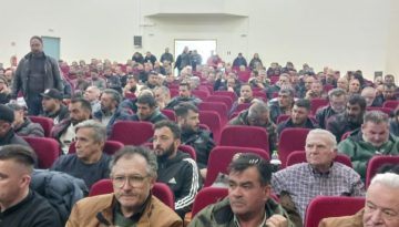 Πρόταση για αγροτικό συλλαλητήριο στην Αθήνα συζητούν στην Πανελλαδική Επιτροπή Μπλόκων
