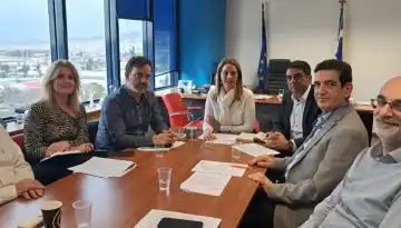 &Pi;&rho;&omicron;&tau;ά&sigma;&epsilon;&iota;&sigmaf; &Epsilon;&Theta;&Epsilon;&Alpha;&Sigma; &gamma;&iota;&alpha; &tau;&eta;&nu; &pi;&rho;&omicron;&delta;&eta;&mu;&omicron;&sigma;ί&epsilon;&upsilon;&sigma;&eta; &tau;&omega;&nu; &Sigma;&chi;&epsilon;&delta;ί&omega;&nu; &Beta;&epsilon;&lambda;&tau;ί&omega;&sigma;&eta;&sigmaf;