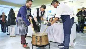 &Tau;&rho;&iota;ή&mu;&epsilon;&rho;&omicron; &pi;&rho;&omicron;&beta;&omicron;&lambda;ή&sigmaf; &tau;&omega;&nu; &alpha;&gamma;&rho;&omicron;&tau;&iota;&kappa;ώ&nu; &pi;&rho;&omicron;ϊό&nu;&tau;&omega;&nu; &tau;&eta;&sigmaf; &Delta;&rho;ά&mu;&alpha;&sigmaf; &kappa;&alpha;&iota; &epsilon;&nu;&eta;&mu;έ&rho;&omega;&sigma;&eta;&sigmaf; &tau;&omega;&nu; &pi;&alpha;&rho;&alpha;&gamma;&omega;&gamma;ώ&nu;