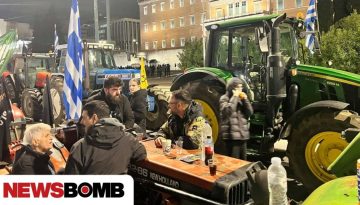 Αγρότες στο Σύνταγμα: Αντίστροφη μέτρηση για την αποχώρηση των τρακτέρ μετά το δυναμικό συλλαλητήριο