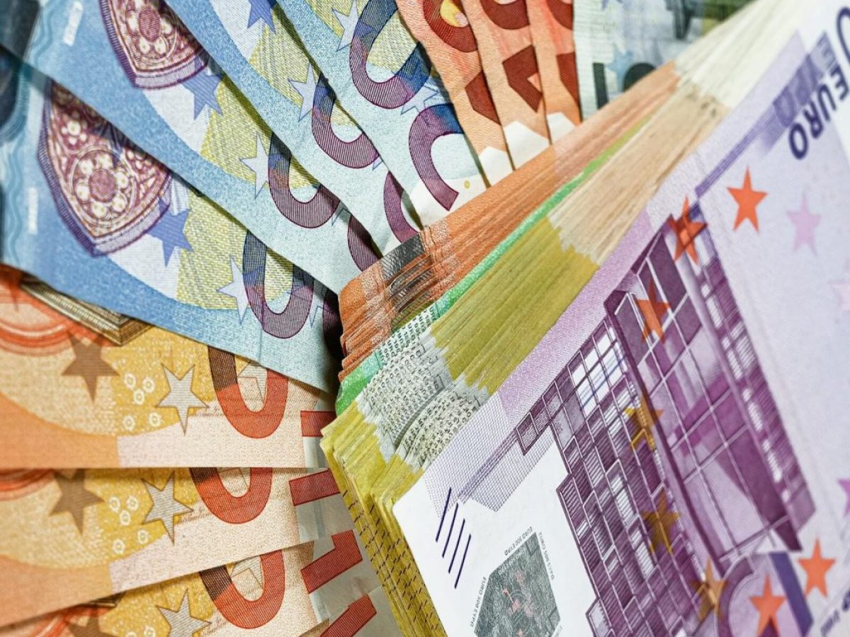 ΑΑΔΕ: Σε λειτουργία η νέα ψηφιακή εφαρμογή για το Ευρωπαϊκό Σύστημα ΦΠΑ Μικρών Επιχειρήσεων