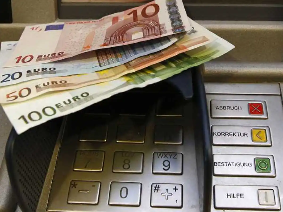 &Omicron;&iota; &pi;&lambda;&eta;&rho;&omega;&mu;έ&sigmaf; &pi;&omicron;&upsilon; &theta;&alpha; &gamma;ί&nu;&omicron;&upsilon;&nu; έ&omega;&sigmaf; &tau;&eta; &Mu;&epsilon;&gamma;ά&lambda;&eta; &Pi;έ&mu;&pi;&tau;&eta;-&Tau;&iota; &theta;&alpha; &pi;&iota;&sigma;&tau;&omega;&theta;&epsilon;ί &mu;&epsilon;&tau;ά &tau;&omicron; &Pi;ά&sigma;&chi;&alpha;