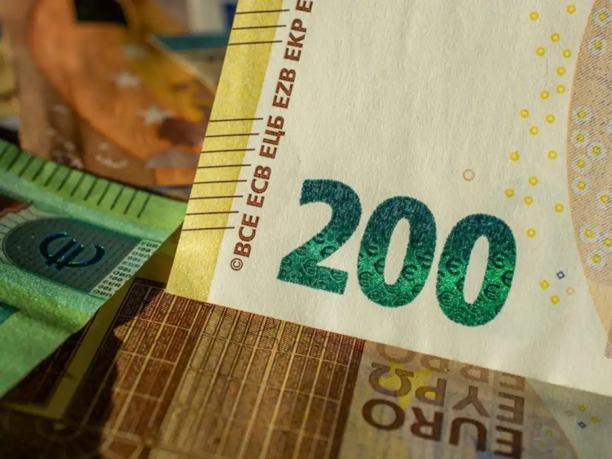 &Mu;&iota;&kappa;&rho;&omicron;&delta;ά&nu;&epsilon;&iota;&alpha; έ&omega;&sigmaf; 50.000 &epsilon;&upsilon;&rho;ώ &sigma;&tau;&omicron;&upsilon;&sigmaf; &alpha;&gamma;&rho;ό&tau;&epsilon;&sigmaf;, &tau;&iota; &pi;&rho;&omicron;&beta;&lambda;έ&pi;&epsilon;&tau;&alpha;&iota; &gamma;&iota;&alpha; &epsilon;&pi;&iota;&tau;ό&kappa;&iota;&alpha;, &epsilon;&xi;&alpha;&sigma;&phi;&alpha;&lambda;ί&sigma;&epsilon;&iota;&sigmaf;