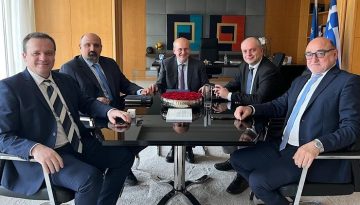 «Υποβολή πρότασης για ειδική ρύθμιση των οφειλών αγροτών στον εξωδικαστικό μηχανισμό»