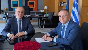 Αγροτικά «αγκάθια» στο τραπέζι Χατζηδάκη – Κέλλα: Πιέσεις για λύσεις σε ενισχύσεις, δηλώσεις και αποζημιώσεις