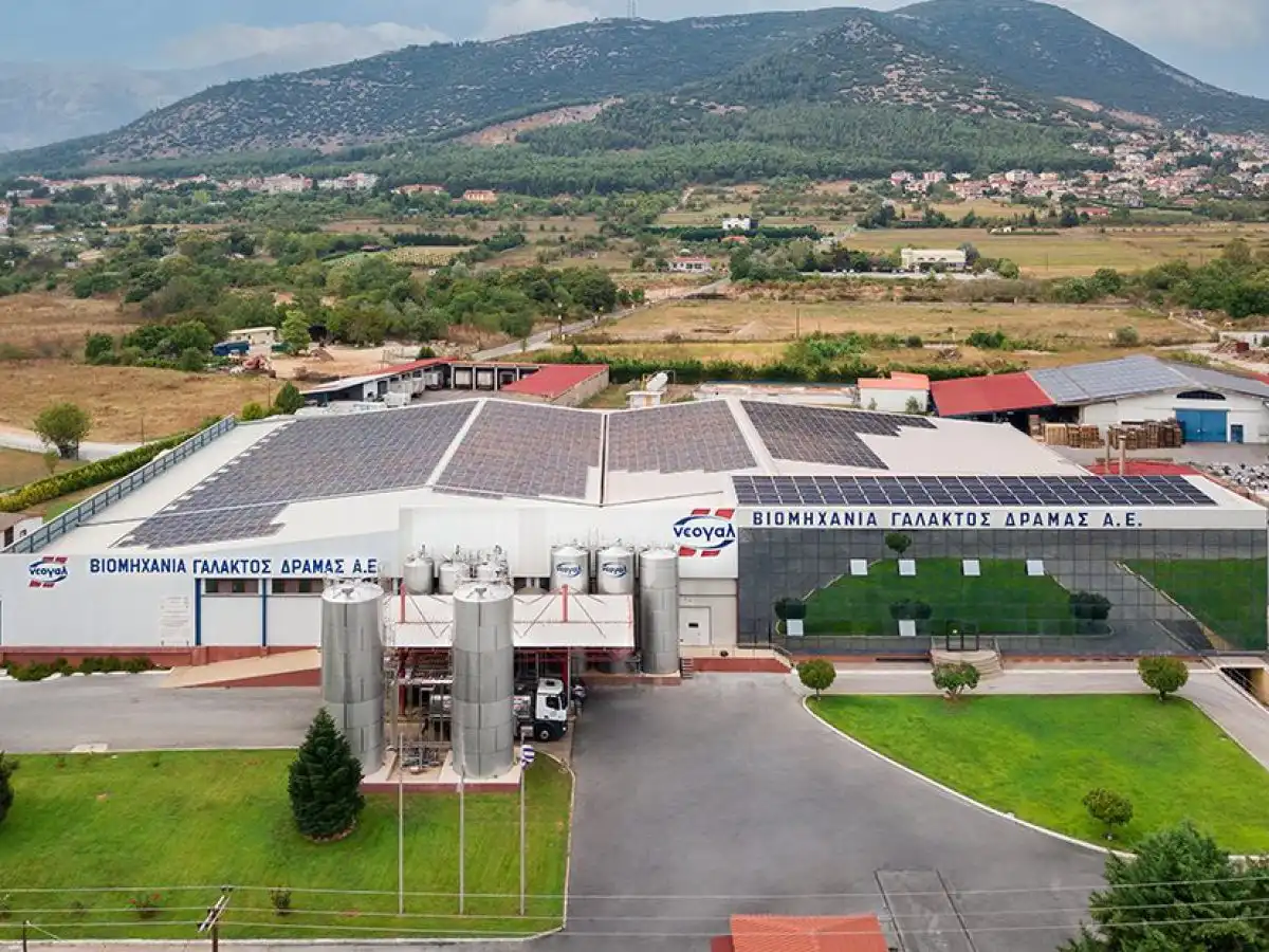 &Delta;ί&nu;&epsilon;&iota; ά&rho;&omega;&mu;&alpha; &eta; &epsilon;&mu;&pi;&iota;&sigma;&tau;&omicron;&sigma;ύ&nu;&eta; &sigma;&tau;&omicron;&upsilon;&sigmaf; &kappa;&tau;&eta;&nu;&omicron;&tau;&rho;ό&phi;&omicron;&upsilon;&sigmaf;-&mu;&epsilon;&tau;ό&chi;&omicron;&upsilon;&sigmaf; &sigma;&tau;&omicron; &gamma;ά&lambda;&alpha; &tau;&eta;&sigmaf; &Delta;&rho;ά&mu;&alpha;&sigmaf;