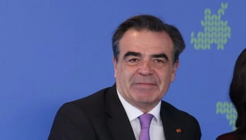 Υποσχέσεις Σχοινά από Βέροια για αποζημιώσεις προανθικού