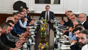 Μητσοτάκης σε κτηνοτρόφους: Προτεραιότητα η στήριξη του κλάδου και η εκρίζωση της ευλογιάς | ΕΙΔΗΣΕΙΣ