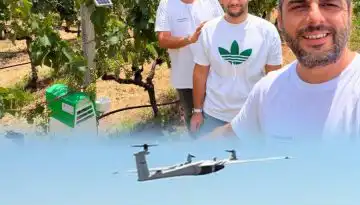 Drone, &tau;&epsilon;&chi;&nu;&eta;&tau;ή &nu;&omicron;&eta;&mu;&omicron;&sigma;ύ&nu;&eta; &kappa;&alpha;&iota; &gamma;&epsilon;&omega;&rho;&gamma;ί&alpha; &alpha;&kappa;&rho;&iota;&beta;&epsilon;ί&alpha;&sigmaf; &sigma;&tau;&eta;&nu; &upsilon;&pi;&eta;&rho;&epsilon;&sigma;ί&alpha; &tau;&omega;&nu; &pi;&alpha;&rho;&alpha;&gamma;&omega;&gamma;ώ&nu; &ndash; &Nu;έ&alpha; &psi;&eta;&phi;&iota;&alpha;&kappa;ά &epsilon;&rho;&gamma;&alpha;&lambda;&epsilon;ί&alpha; &gamma;&iota;&alpha; &tau;&iota;&sigmaf; &kappa;&alpha;&lambda;&lambda;&iota;έ&rho;&gamma;&epsilon;&iota;&epsilon;&sigmaf; &bull; &Theta;&epsilon;&sigma;&sigma;&alpha;&lambda;&iota;&kappa;ή &Gamma;&eta; &bull; &Tau;&alpha; &Alpha;&gamma;&rho;&omicron;&tau;&iota;&kappa;ά &Nu;έ&alpha; &tau;&eta;&sigmaf; &Theta;&epsilon;&sigma;&sigma;&alpha;&lambda;ί&alpha;&sigmaf;