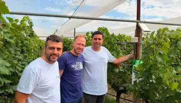 &Pi;&epsilon;&rho;&omicron;&nu;ό&sigma;&pi;&omicron;&rho;&omicron;&sigmaf; &laquo;&chi;&tau;ύ&pi;&eta;&sigma;&epsilon;&raquo; &tau;&eta;&nu; &alpha;&mu;&pi;&epsilon;&lambda;&omicron;&upsilon;&rho;&gamma;&iota;&kappa;ή &zeta;ώ&nu;&eta; &Pi;&alpha;&gamma;&gamma;&alpha;ί&omicron;&upsilon; &ndash; &Zeta;&eta;&tau;&omicron;ύ&nu; έ&kappa;&tau;&alpha;&kappa;&tau;&eta; &sigma;&tau;ή&rho;&iota;&xi;&eta; &omicron;&iota; &pi;&alpha;&rho;&alpha;&gamma;&omega;&gamma;&omicron;ί &bull; &Theta;&epsilon;&sigma;&sigma;&alpha;&lambda;&iota;&kappa;ή &Gamma;&eta; &bull; &Tau;&alpha; &Alpha;&gamma;&rho;&omicron;&tau;&iota;&kappa;ά &Nu;έ&alpha; &tau;&eta;&sigmaf; &Theta;&epsilon;&sigma;&sigma;&alpha;&lambda;ί&alpha;&sigmaf;